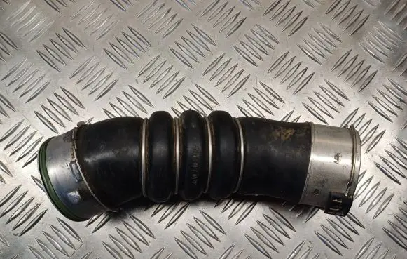 BMW 1 E81 E87 Intercooler hose/pipe 7802752