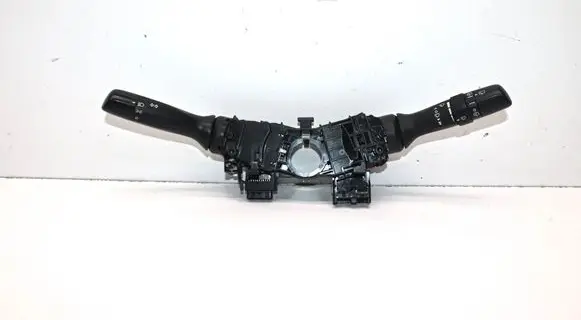 Subaru Forester SJ Indicator stalk 173832 173848