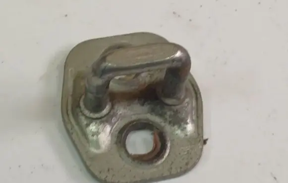Renault Scenic II - Grand scenic II Rear door lock loop/hook striker 