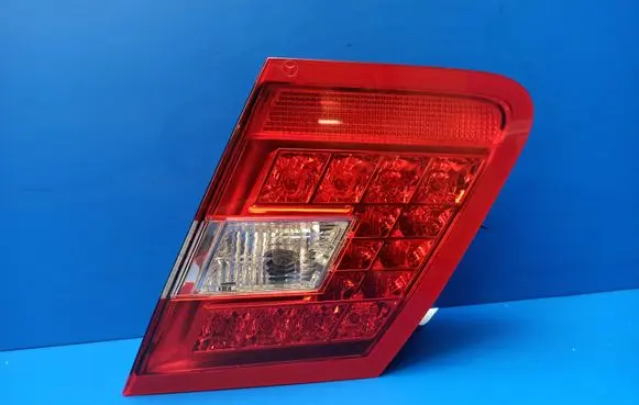 Mercedes-Benz E W212 Tailgate rear/tail lights A2129060258 A2129060258R
