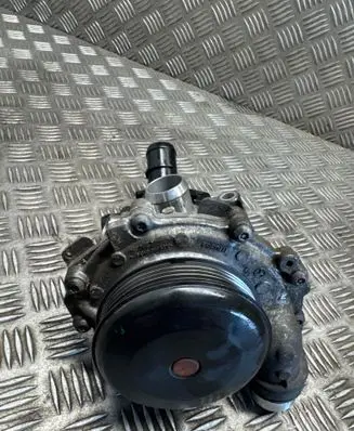 Mercedes-Benz B W246 W242 Water pump A6512000501 6060100180