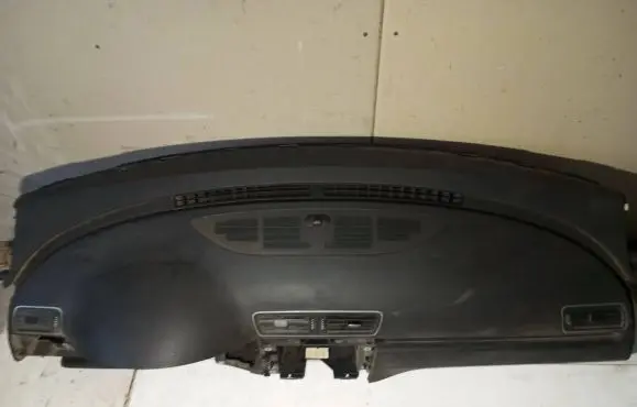 Volkswagen PASSAT B6 Dashboard 3C1857009