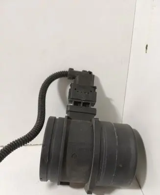 BMW 1 E82 E88 Mass air flow meter 7788743 0281002567