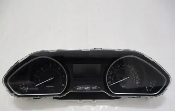 Peugeot 2008 I Speedometer (instrument cluster) 9822621580