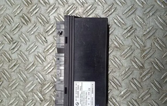 BMW 5 E60 E61 Comfort/convenience module 9151516 5WK49111A