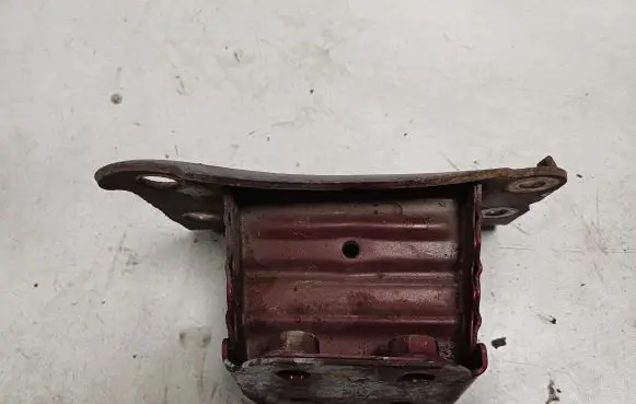 Toyota Corolla Verso AR10 Front bumper shock/impact absorber 