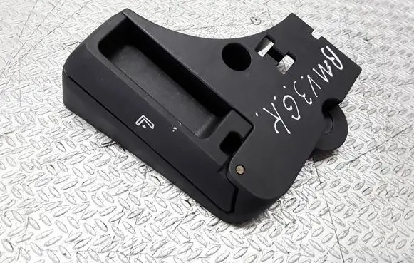 BMW 3 E46 Seat back rest control lever/handle 8209033