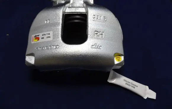 Volvo S60 Front brake caliper 0986474114 8601557 BOSCH