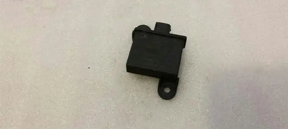 BMW 5 E60 E61 Tire pressure control unit 6771042