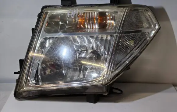 Nissan Pathfinder R51 Headlight/headlamp 26060EB30B