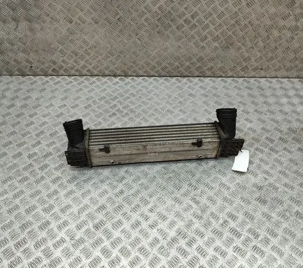 BMW 3 E90 E91 Intercooler radiator 7798788