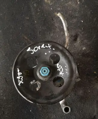 KIA Sorento Power steering pump