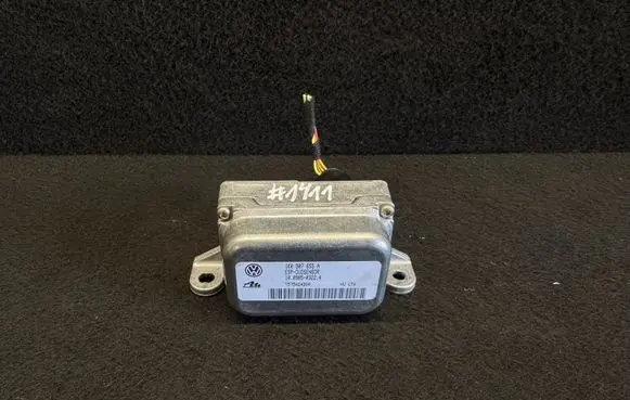 Audi A3 S3 8P ESP acceleration yaw rate sensor 1K0907655A T575A24B8R 10098503224