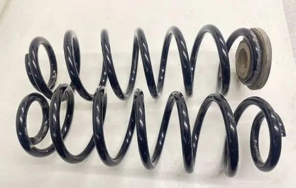 Volkswagen PASSAT B6 Rear coil spring 1K0512297C