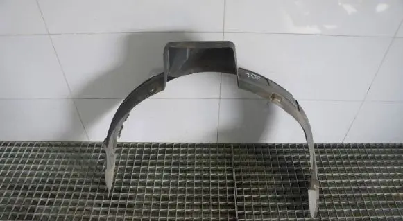 Seat Alhambra (Mk1) Front wheel arch liner splash guards 7m3809957b