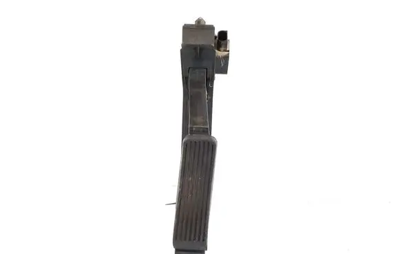 Mercedes-Benz S W220 Accelerator throttle pedal A2203000004
