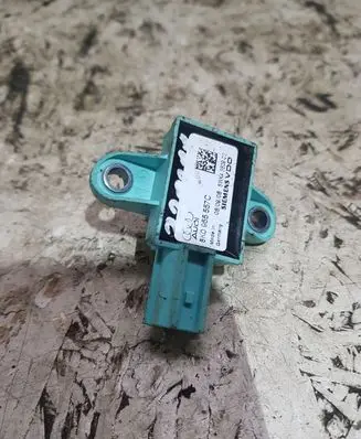 Audi A4 S4 B8 8K Airbag deployment crash/impact sensor 8K0955557C