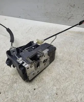 Opel Signum Front door lock