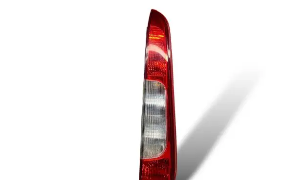 Ford C-MAX I Rear/tail lights 3M5113N411AA