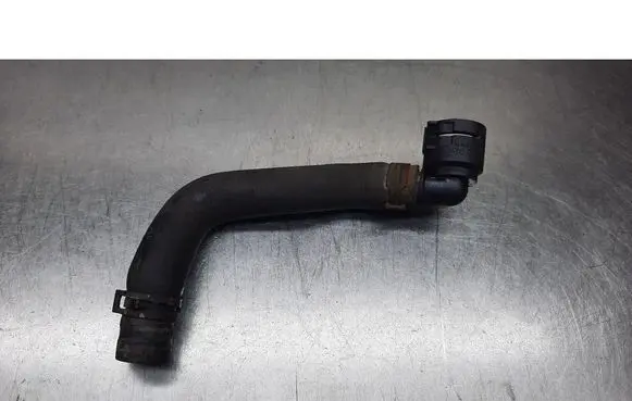 Volkswagen PASSAT B6 Engine coolant pipe/hose 1K0122157D