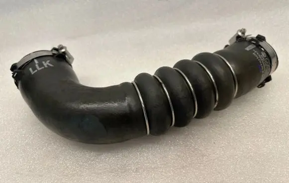 Audi A6 S6 C6 4F Intercooler hose/pipe 4F0145738F
