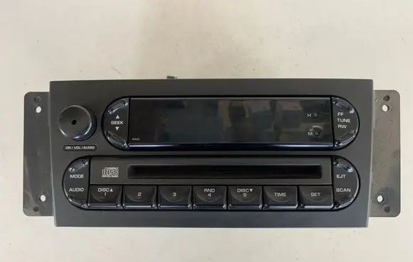 Radio/CD/DVD/GPS head unit