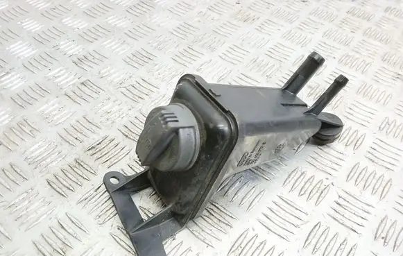 Audi A4 S4 B7 8E 8H Power steering fluid tank/reservoir 8E0422373B