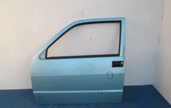 Fiat 500 Cinquecento Front door