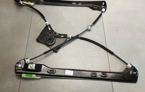 Volkswagen Polo VI Front window lifting mechanism without motor 2GS837462 C97865105 VW270