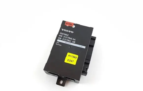 Volvo XC70 Tailgate/trunk control unit/module 30674842 31217840AA 31217841AB
