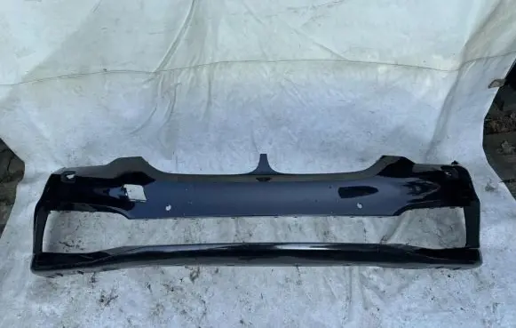 BMW 5 G30 G31 Front bumper 7385336