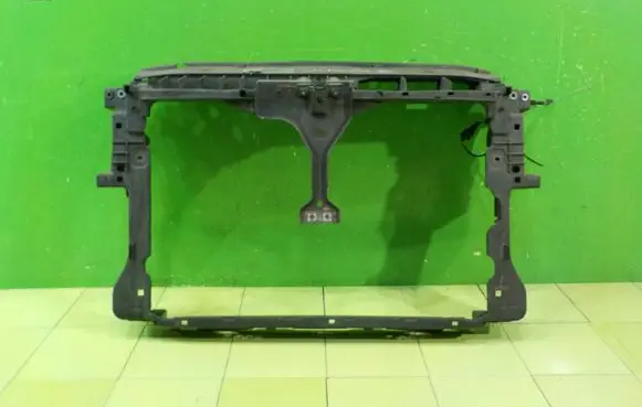 Volkswagen Tiguan Radiator support slam panel 17AB151
