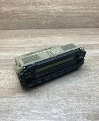 Volkswagen PASSAT B5 Climate control unit 3B1907044A 5HB007617
