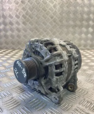 Audi A4 S4 B8 8K Generator/alternator 04L903017E