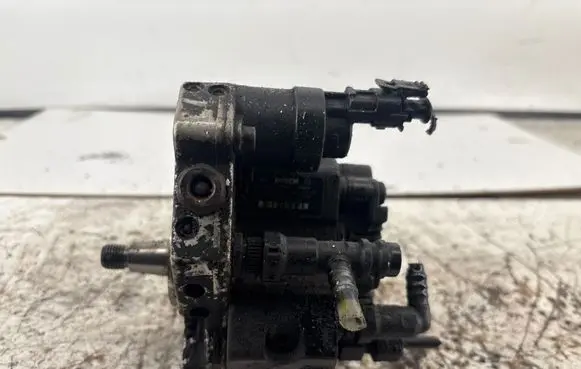 Renault Trafic II (X83) Fuel injection high pressure pump 037472 8200456693 0445010075