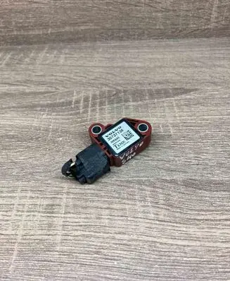 Volvo V50 Airbag deployment crash/impact sensor 30737138