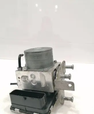 Mercedes-Benz C W205 ABS Pump A2539011600 10062536111