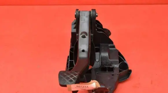 Skoda Fabia Mk3 (NJ) Accelerator throttle pedal 6C1721058F