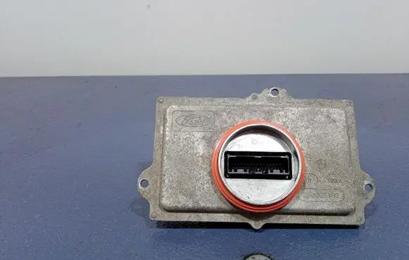 Ford Mondeo MK I Voltage converter/converter module 90128444