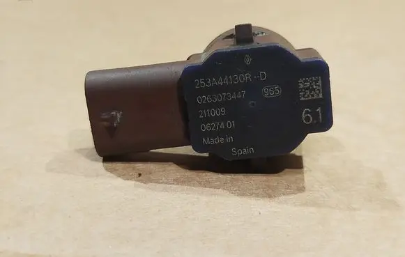 Renault Trafic III (X82) Parking PDC sensor 253A44130R 0263073447