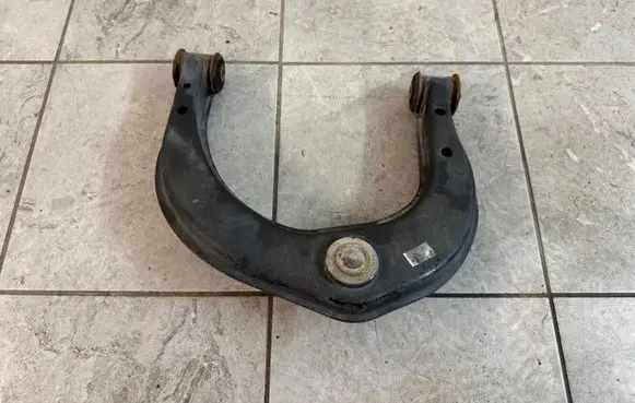 Volkswagen Amarok Front upper control arm/wishbone 