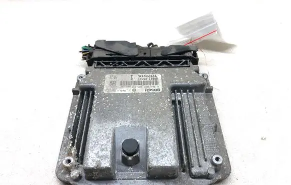 Toyota Yaris Engine control unit/module ECU 0281015385