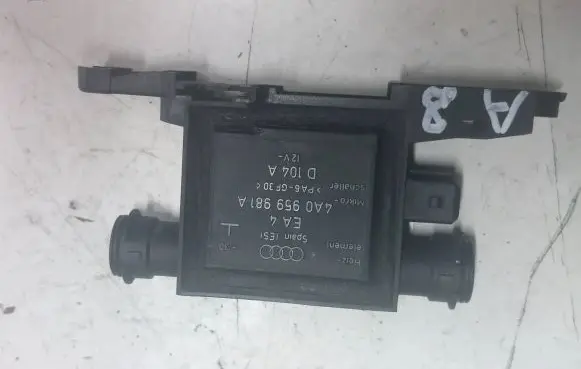 Audi A8 S8 D2 4D Door control unit/module 4A0959981A D104A