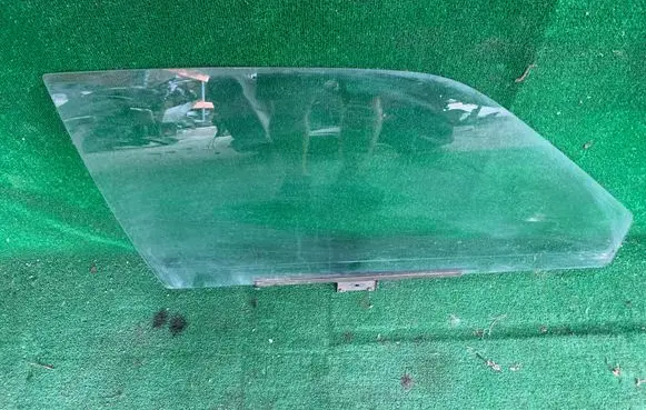 Fiat Seicento/600 Front door window glass four-door