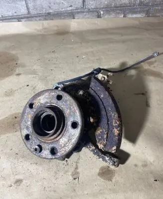 Volkswagen Sharan Front wheel hub