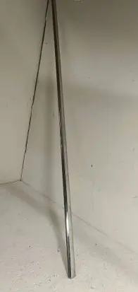 Volkswagen PASSAT B6 Front door trim (molding) 3C0853516A