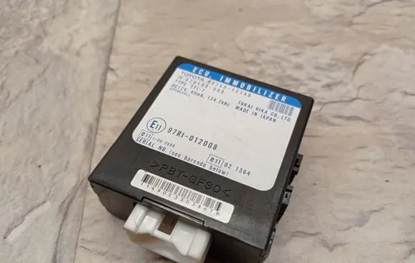 Toyota Corolla E120 E130 Immobilizer control unit/module 8978012140 626149000