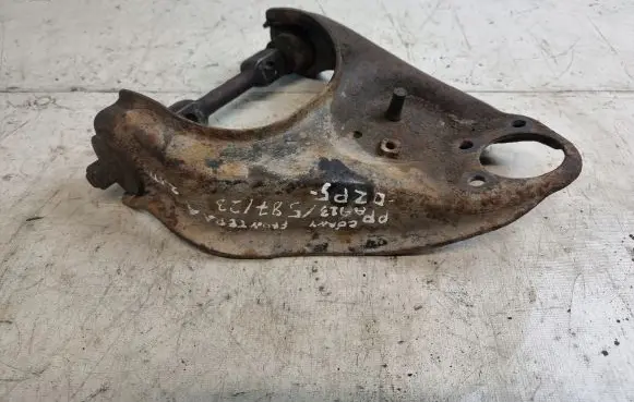 Opel Frontera A Front upper control arm/wishbone 