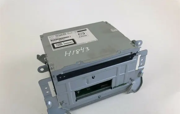 Mazda 2 Radio/CD/DVD/GPS head unit DR93669R0 H1843