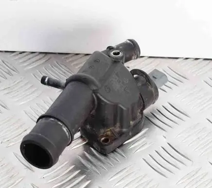 Volkswagen Tiguan Thermostat 03L121132DE